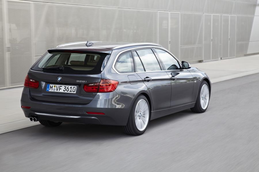  BMW 328i Touring Luxury 2012 года  (фото 102 из 200)